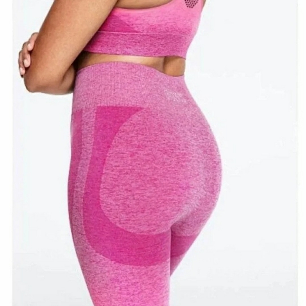 PINK Leggings